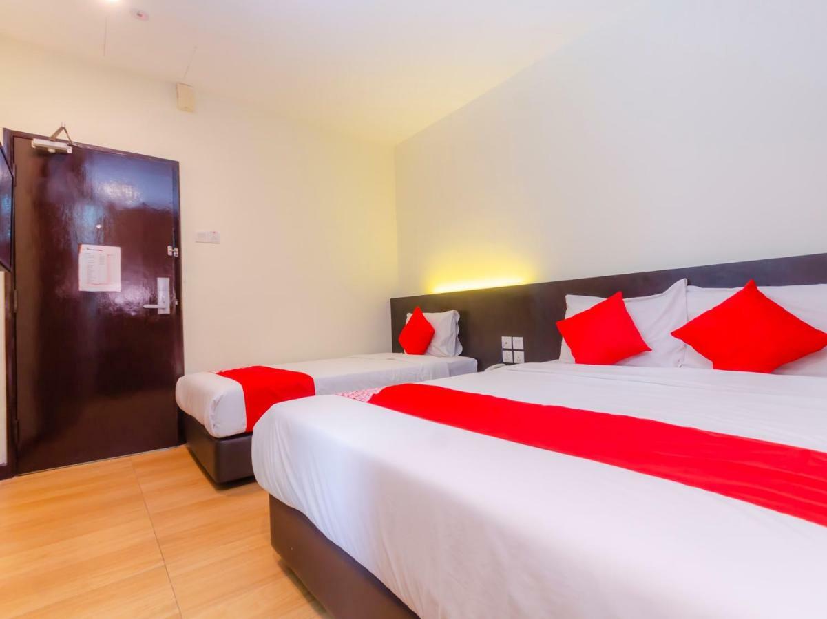 Oyo 1201 Wf Hotel Johor Bahru Exterior foto