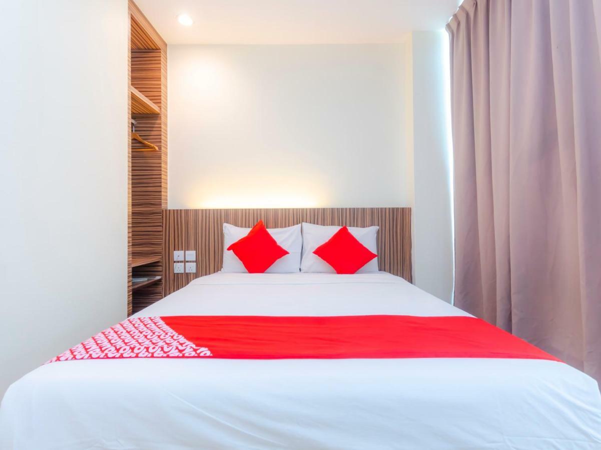 Oyo 1201 Wf Hotel Johor Bahru Exterior foto