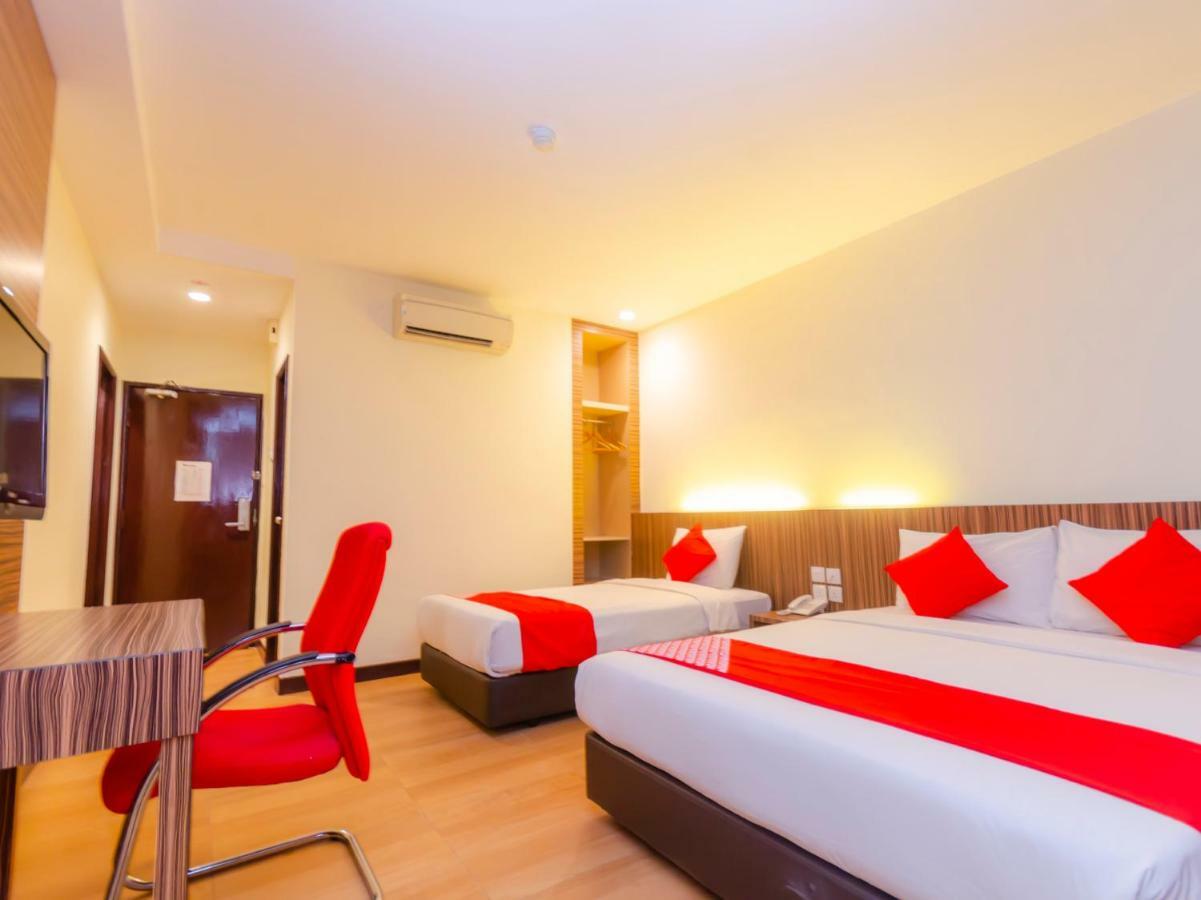 Oyo 1201 Wf Hotel Johor Bahru Exterior foto